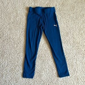 Girls blue Puma leggings size 6x.